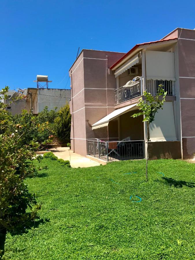 Apartments Villa Dovinefa Ксамил Екстериор снимка